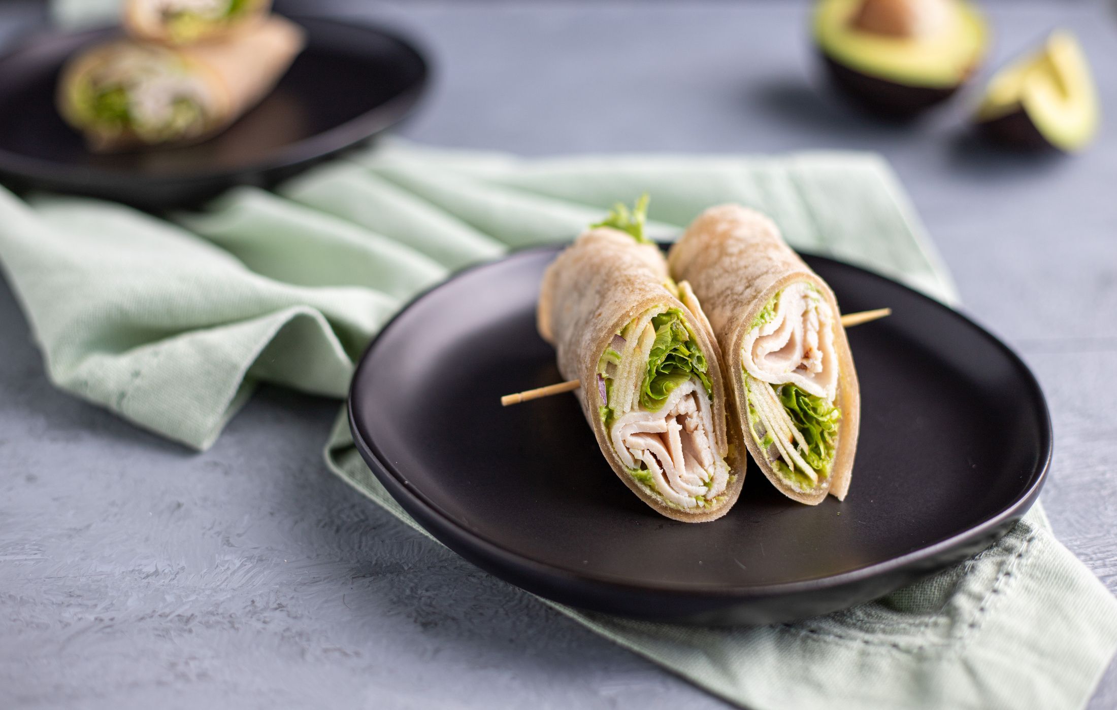 Turkey Wraps with Avocado and Apple